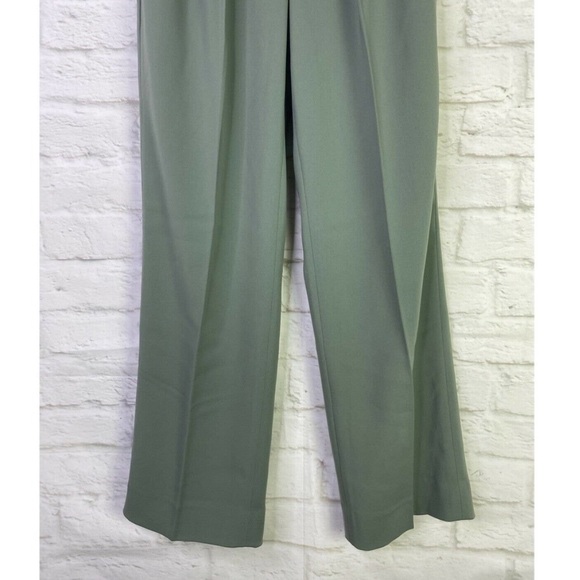 ✨THE SCRIPT✨Lucia Pants in Olive - Picture 6 of 13